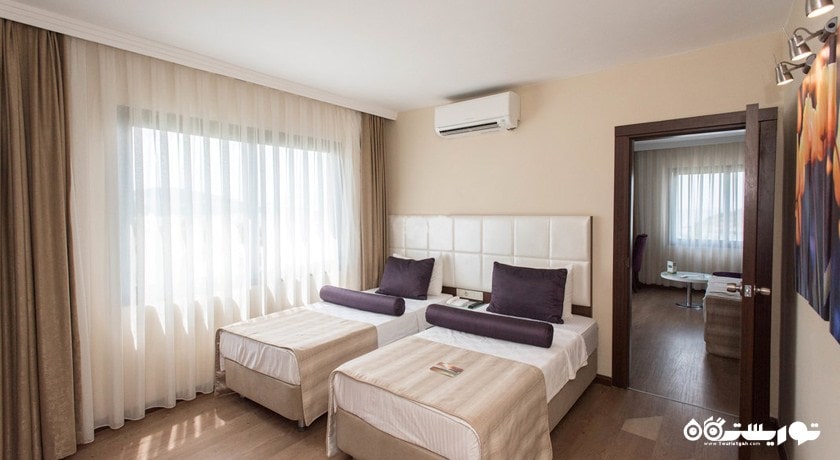 سوئیت هتل توسان بیچ ریزورت	